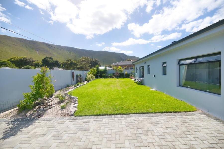 To Let 3 Bedroom Property for Rent in Northcliff Western Cape